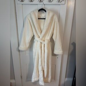 Pottery Barn Cream Plush Robe